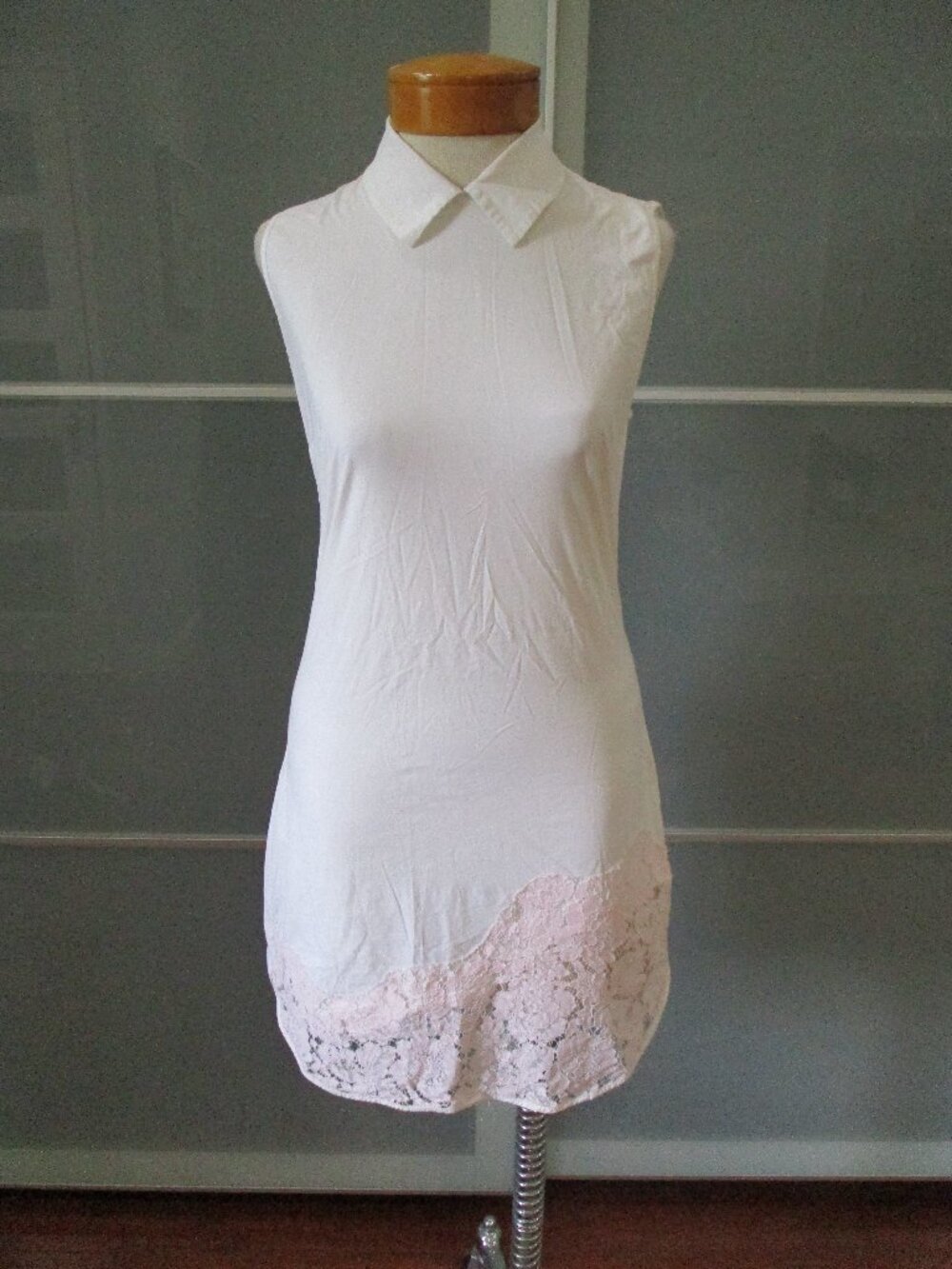 MSGM Milano Sleeveless White Lace Detail Peter Pan Collar Sheath Dress